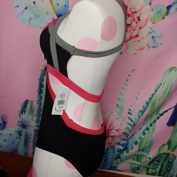 NEW 《 California Kisses 》 Black Cut Out Monokini One Piece Swim Dance Zip XL - Picture 12 of 16